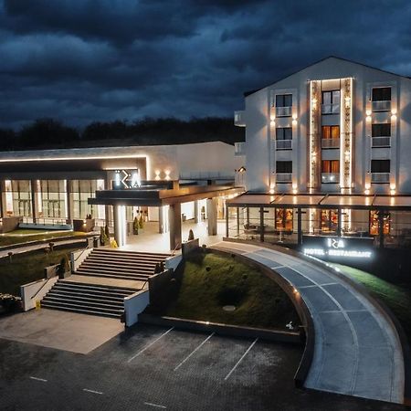 Iza Hotel Sighetu Marmatiei Bagian luar foto